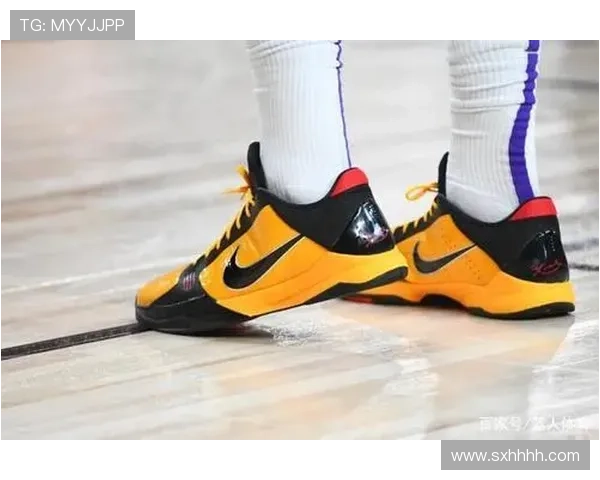 10月份NBA球员上脚鞋款排行榜科比鞋独占前两名布克紧随其后位列第四